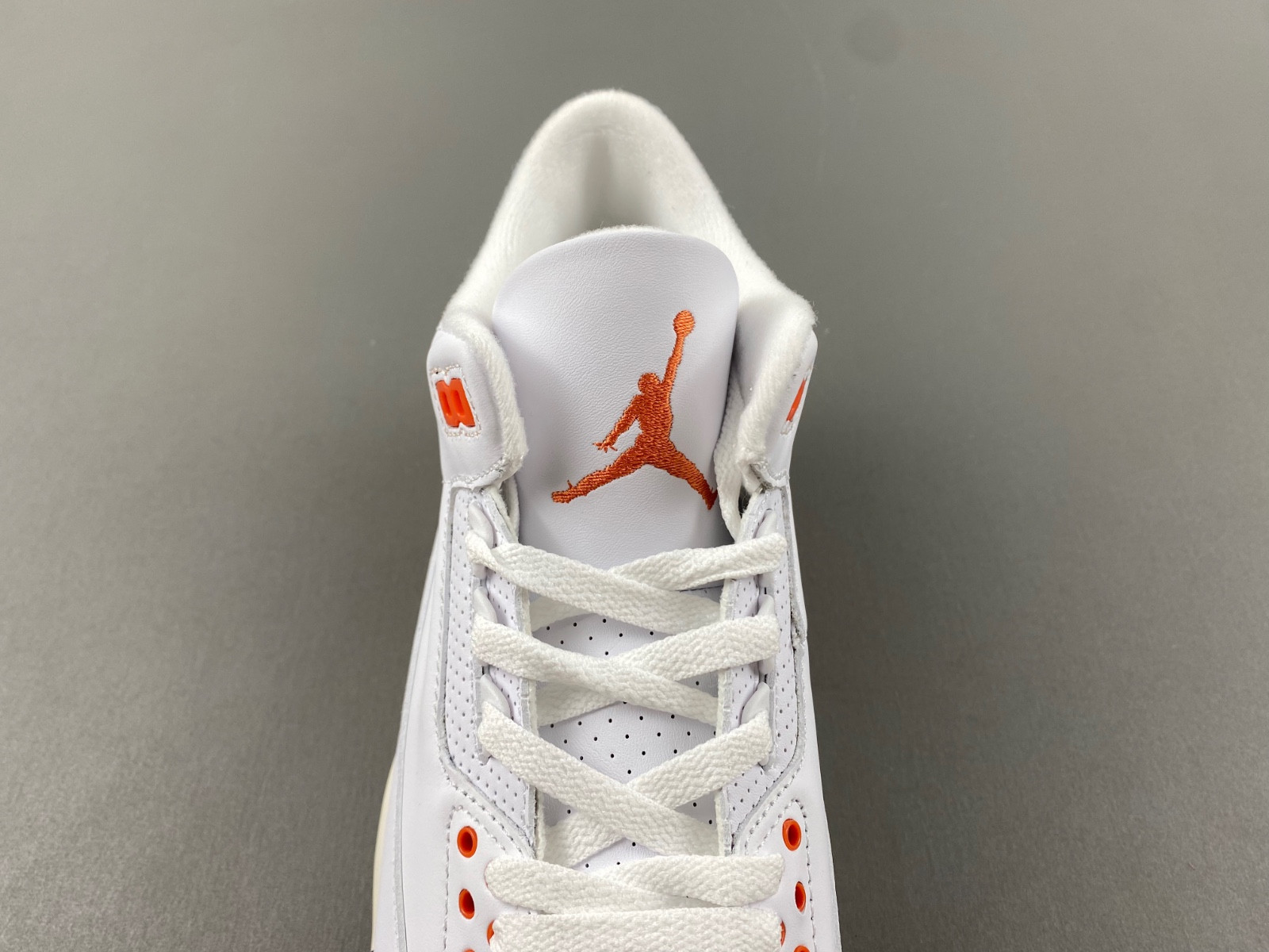 Air Jordan 3 WMNS “Georgia Peach CK9246-121