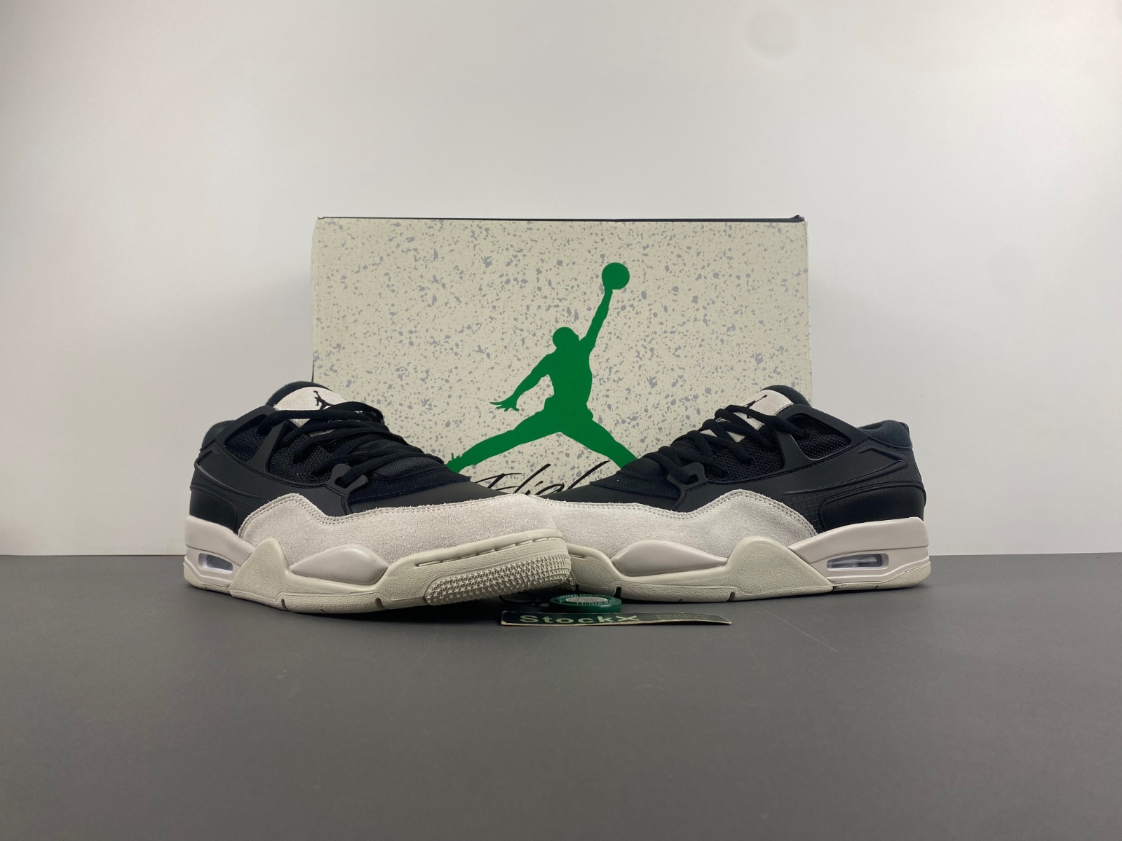 Air Jordan 4 RM FQ7939-001