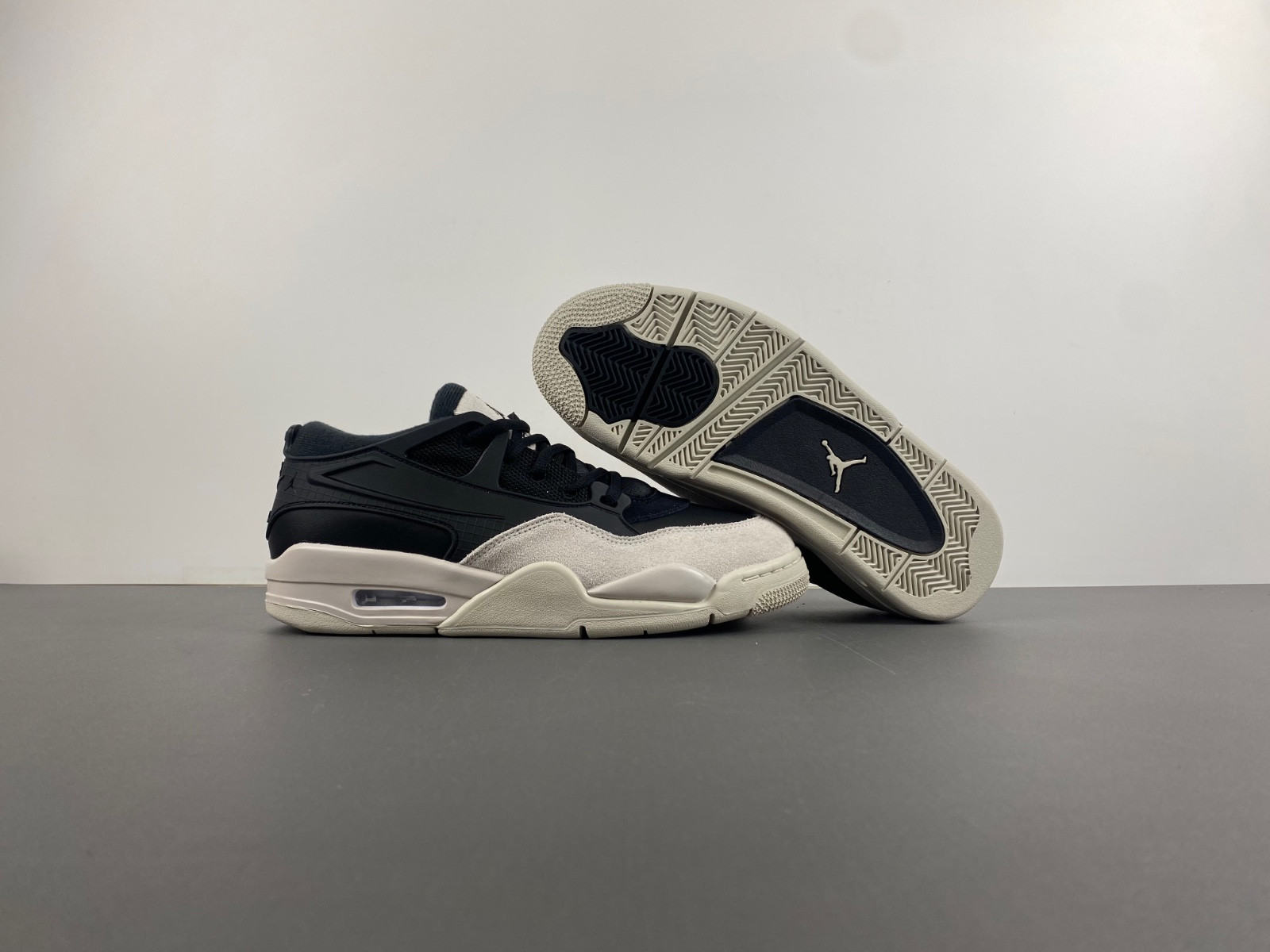 Air Jordan 4 RM FQ7939-001