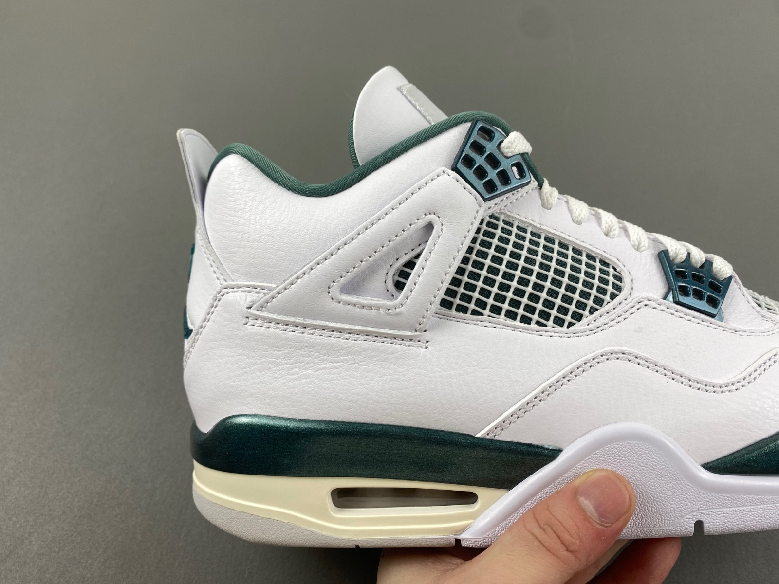 Air Jordan 4 “Oxidized Green” FQ8138-103