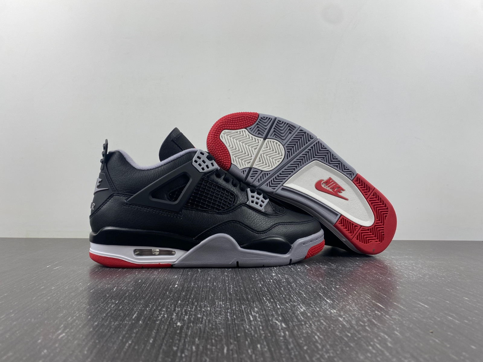 Air Jordan 4 “Bred Reimagined” FV5029-006