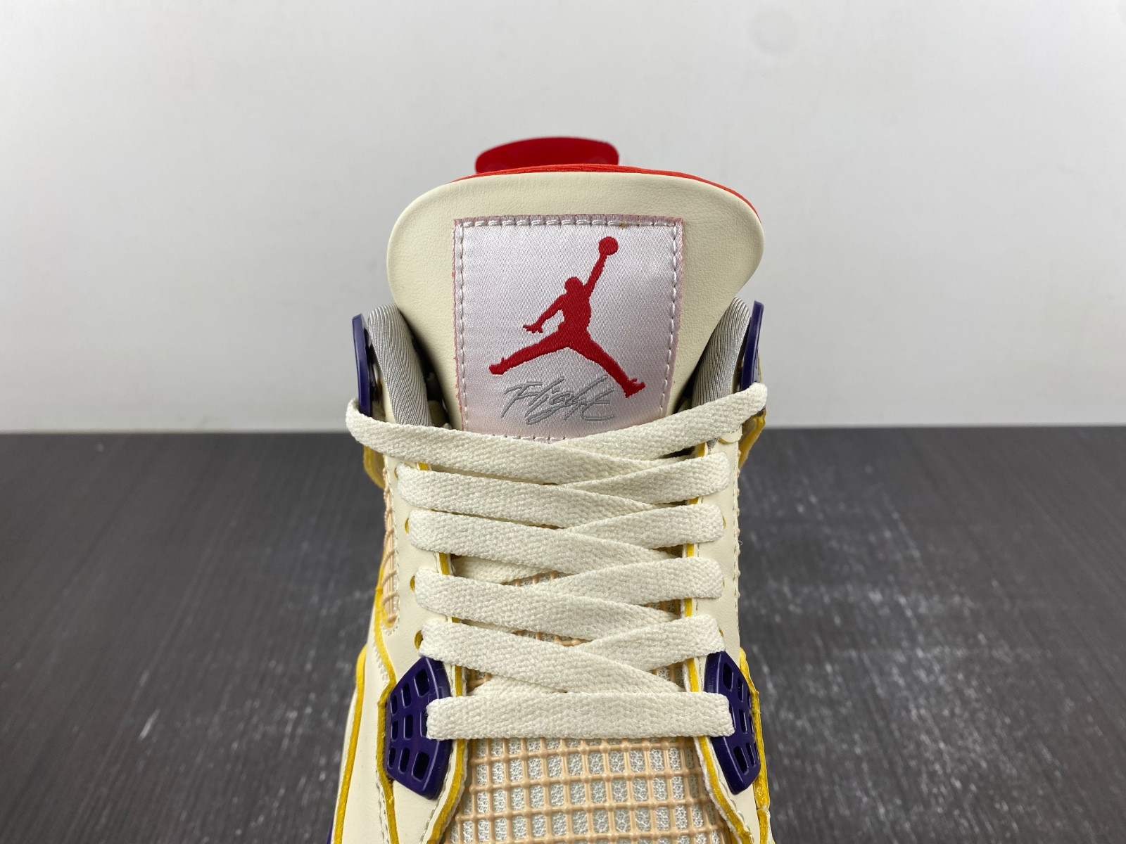 Balvin x Air Jordan 4 Retro  AQ0344-901