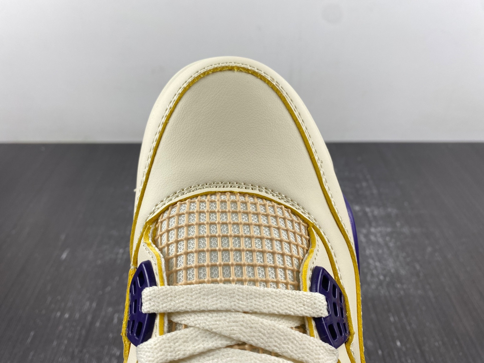 Balvin x Air Jordan 4 Retro  AQ0344-901