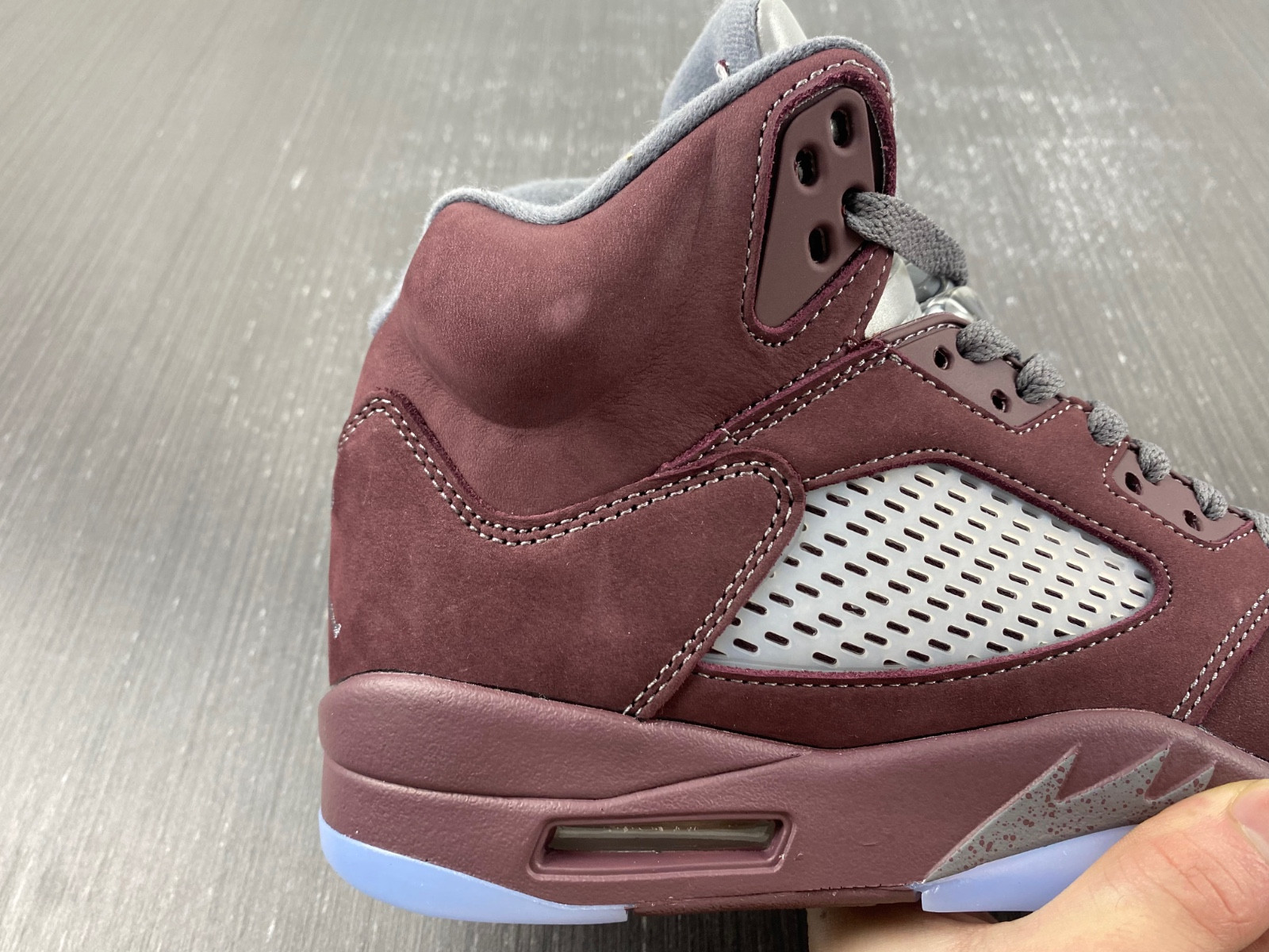 Air Jordan 5 “Burgundy” DZ4131-600