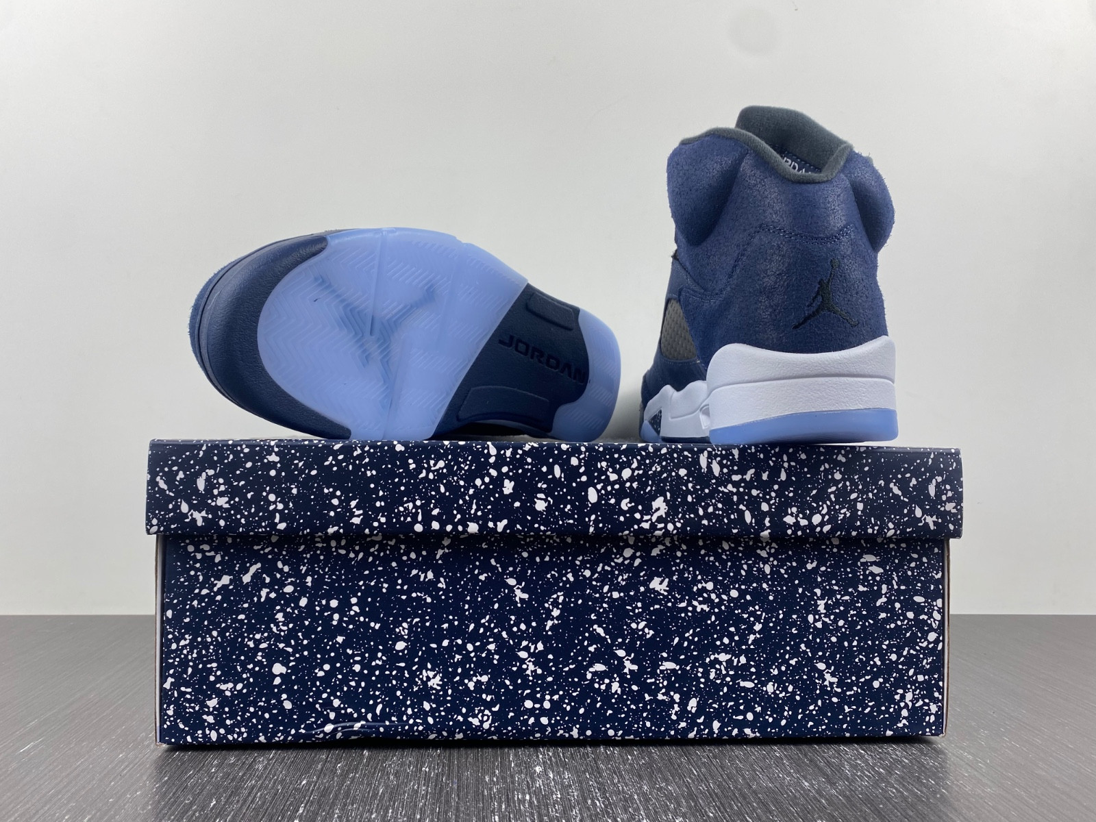 Air Jordan 5 “Georgetown” FD6812-400