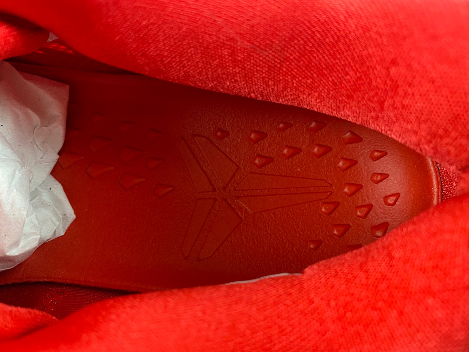 Nike Kobe 8 Protro “University Red” HF9550-600