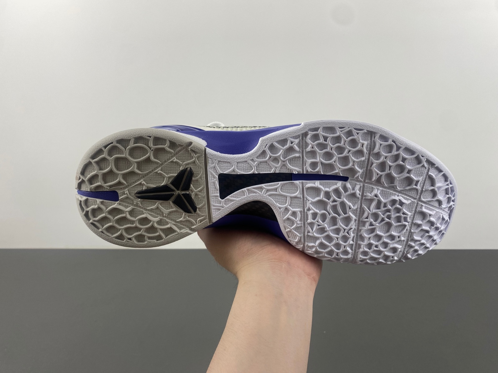 Nike Kobe 6 Concord 429659-100
