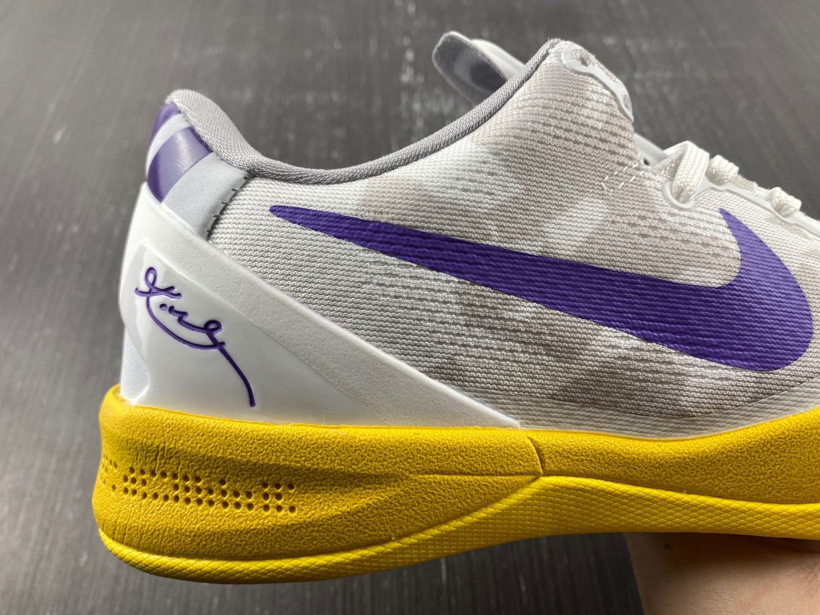 Nike Kobe 8 Easter 555035-101