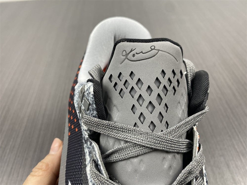 Nike Kobe 10 “Pain” 705317 808