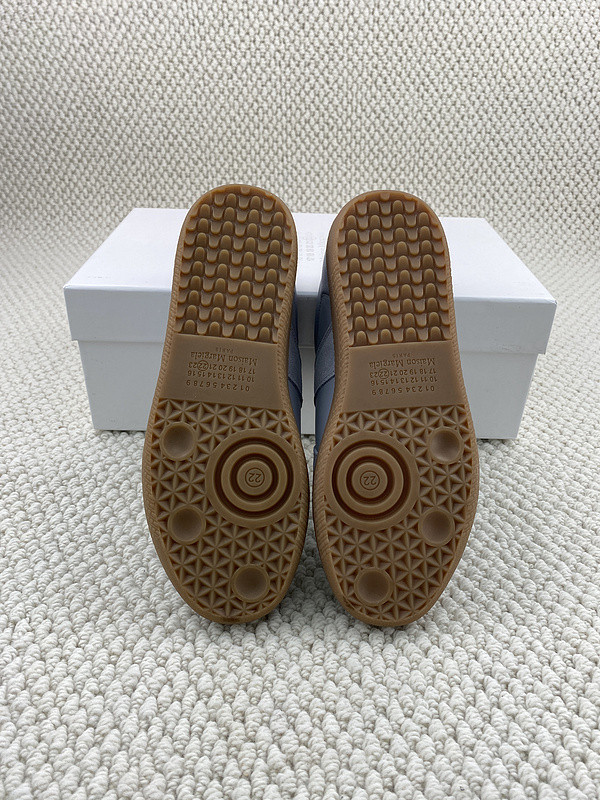 ma*s*n Ma*i*la sneakers