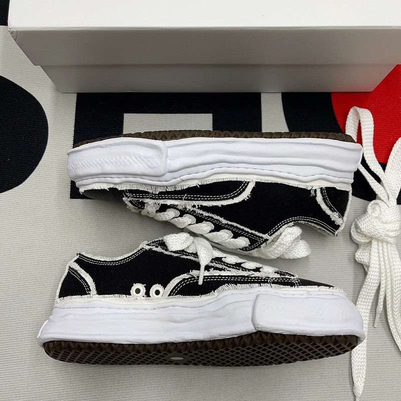 Ma*s*n mihara sneakers