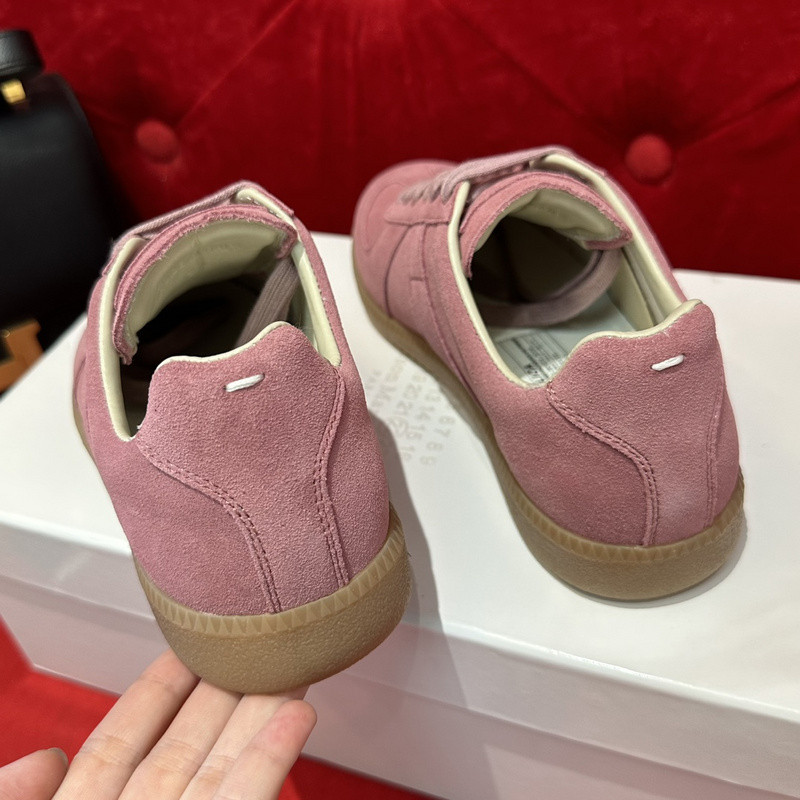 ma*s*n Ma*i*la sneakers