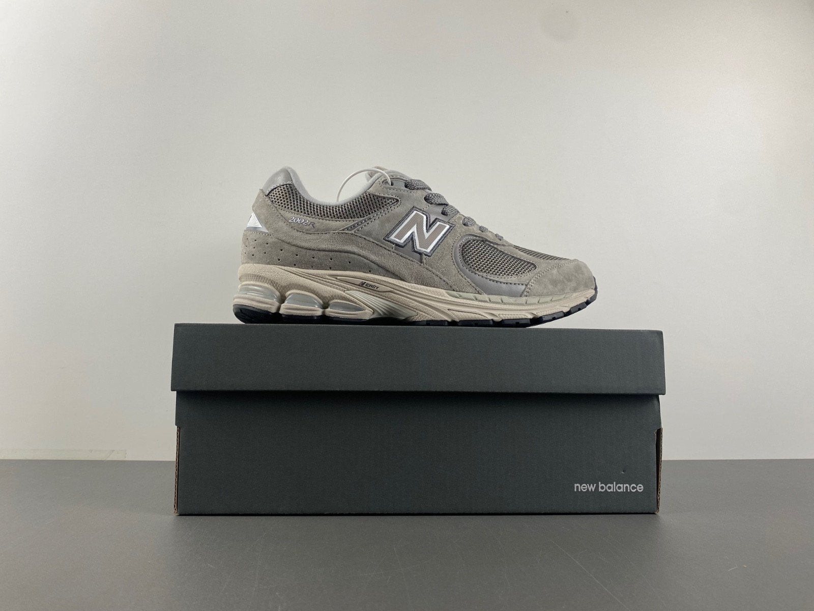 New New Balance ML2002RC
