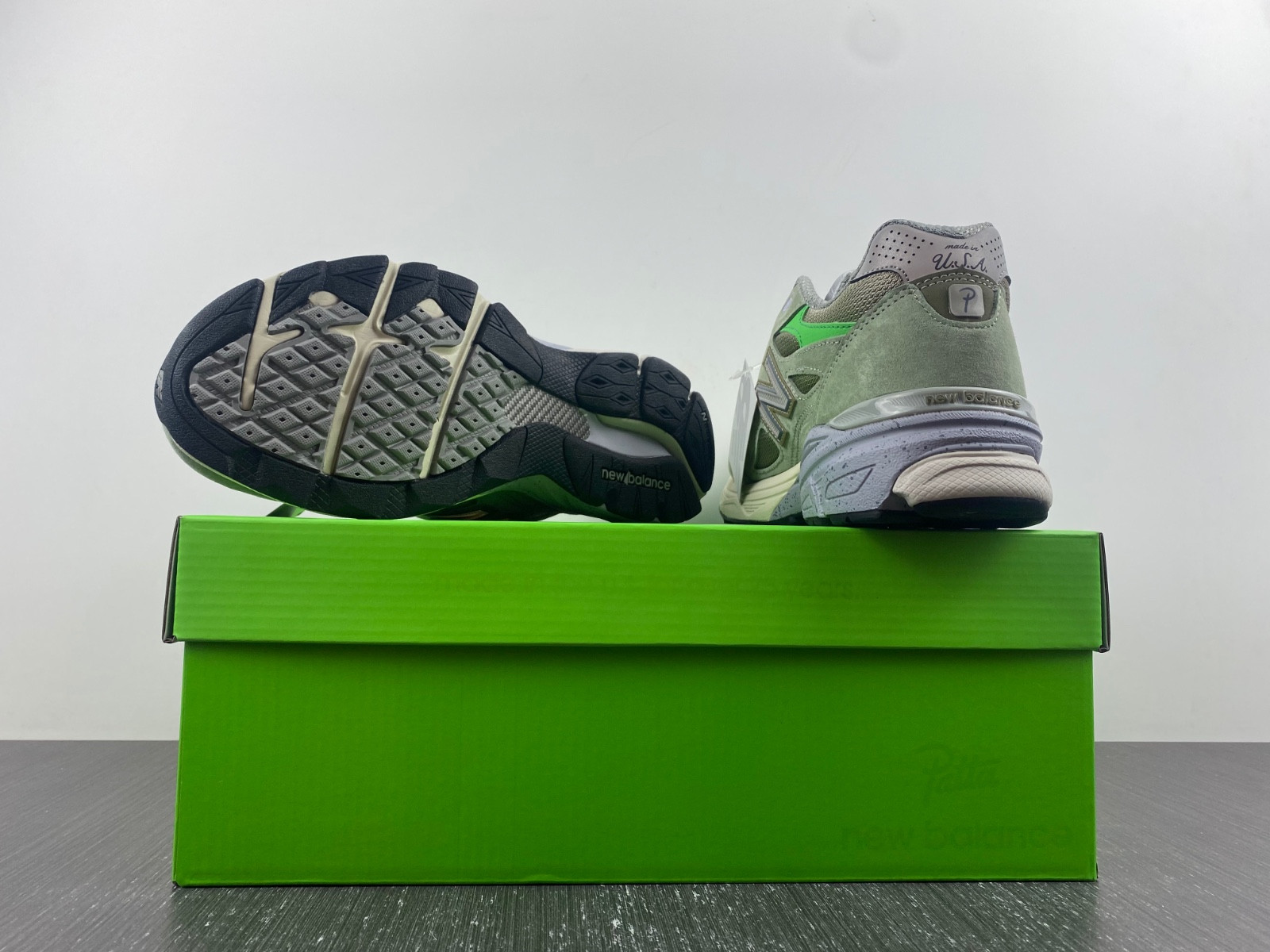 Patta x New Balance 990v3