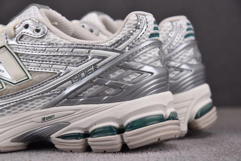 New Balance NB 1906R M1906REE