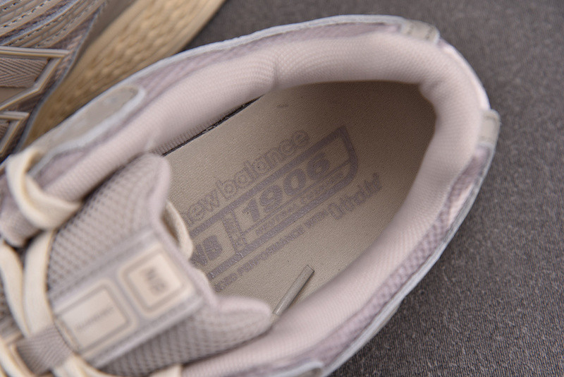 New Balance NB 1906R  M1906RPA