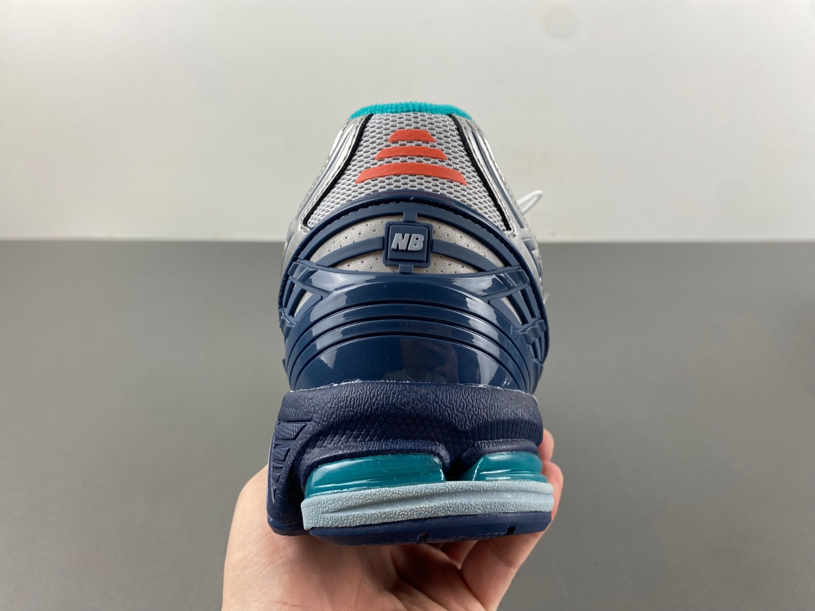 New New Balance M1906NK1