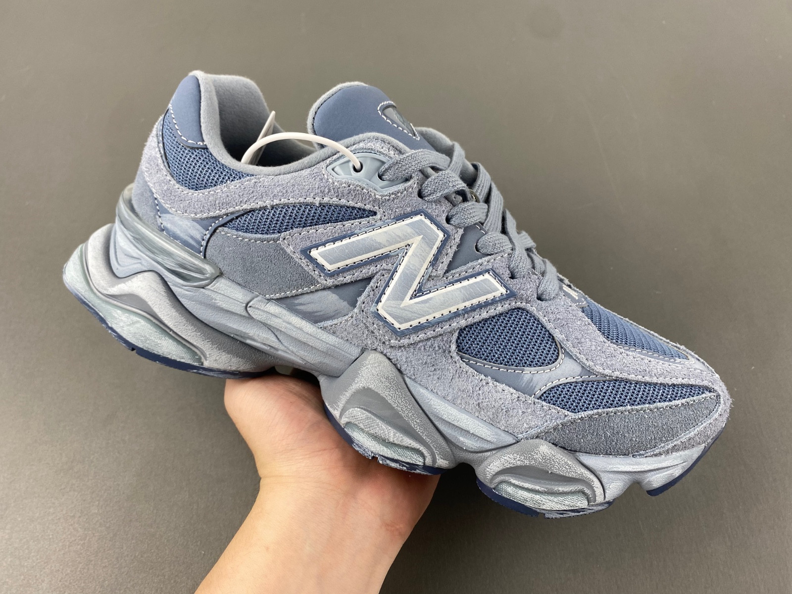 New Balance 9060 U9060IB