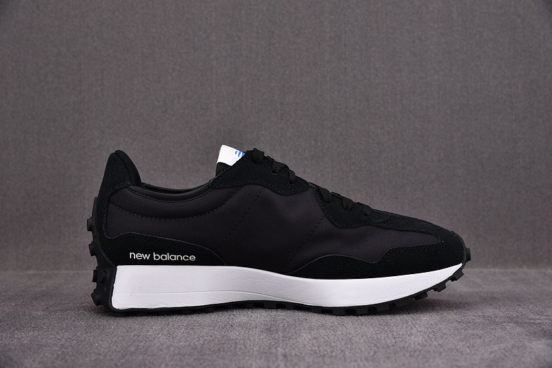 NEW Balan* Sneakers