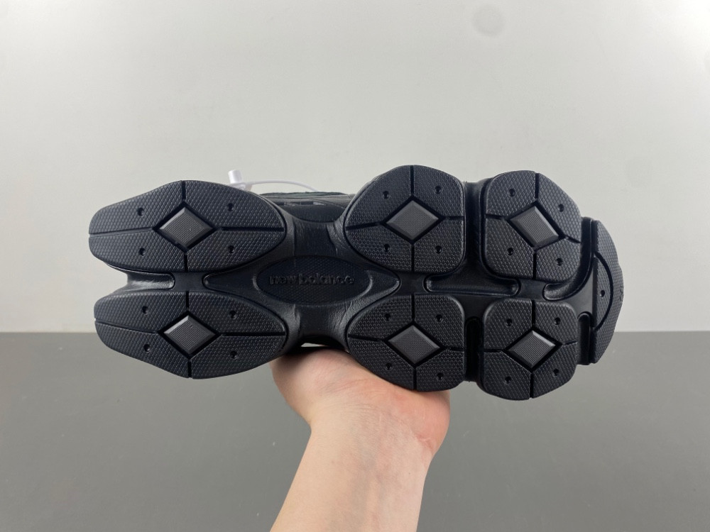 New Balance 9060 U9060ZGE