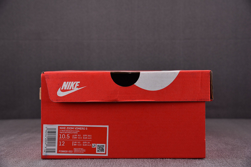 NK Air Zoom Vomero FD9920-022