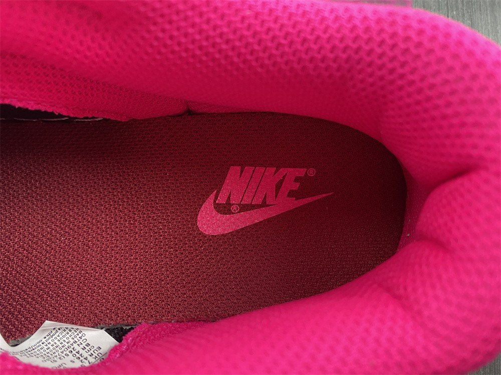 Nike Dunk Low WMNS “Valentine’s Day” DQ9324-600