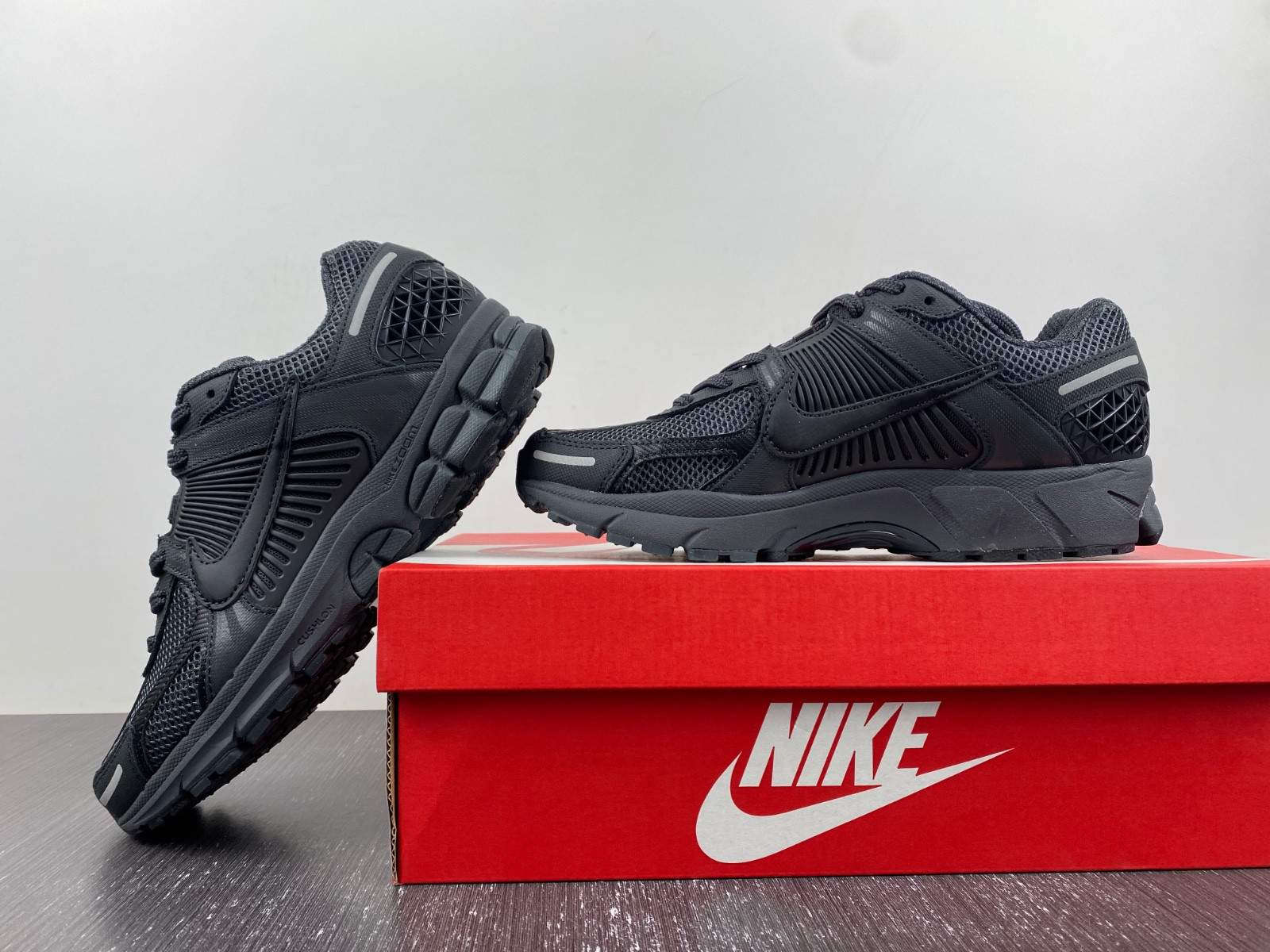 Nike Zoom Vomero 5 DV1358-002