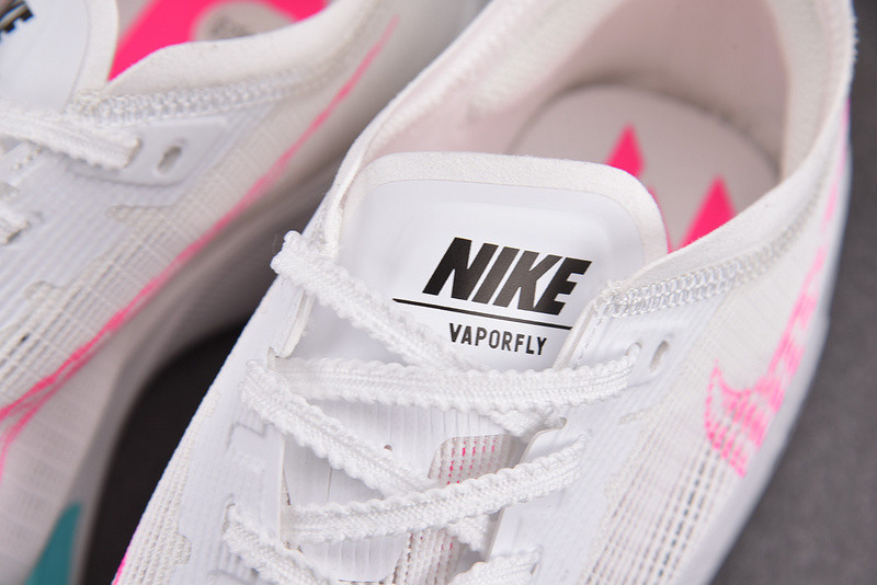 NK ZoomX Vaporfly Next% 2 CU4111-101