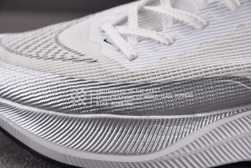 NK ZoomX Vaporfly Next% 2 CU4111-100