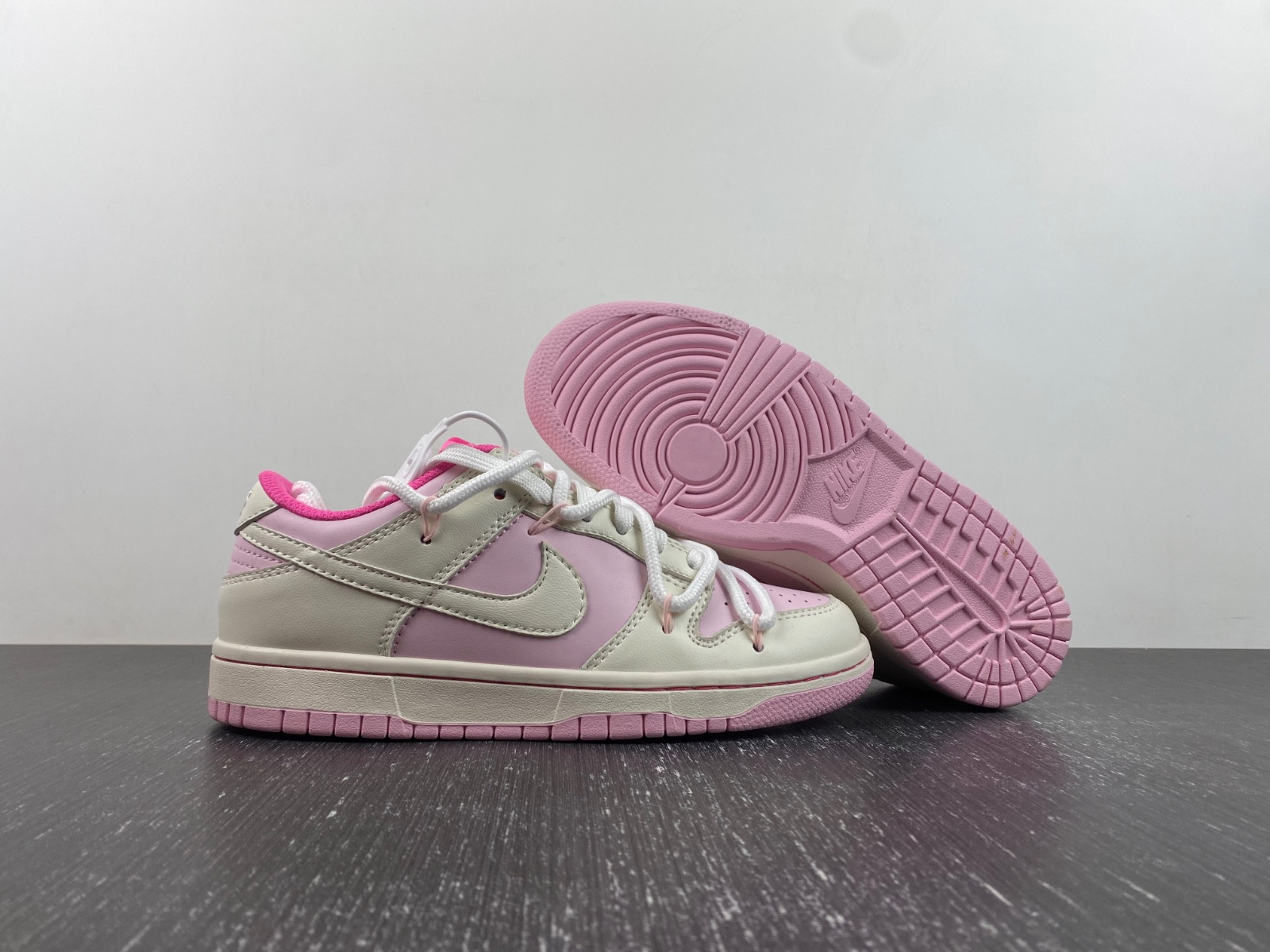 Nike Dunk Low DH9765-200-01