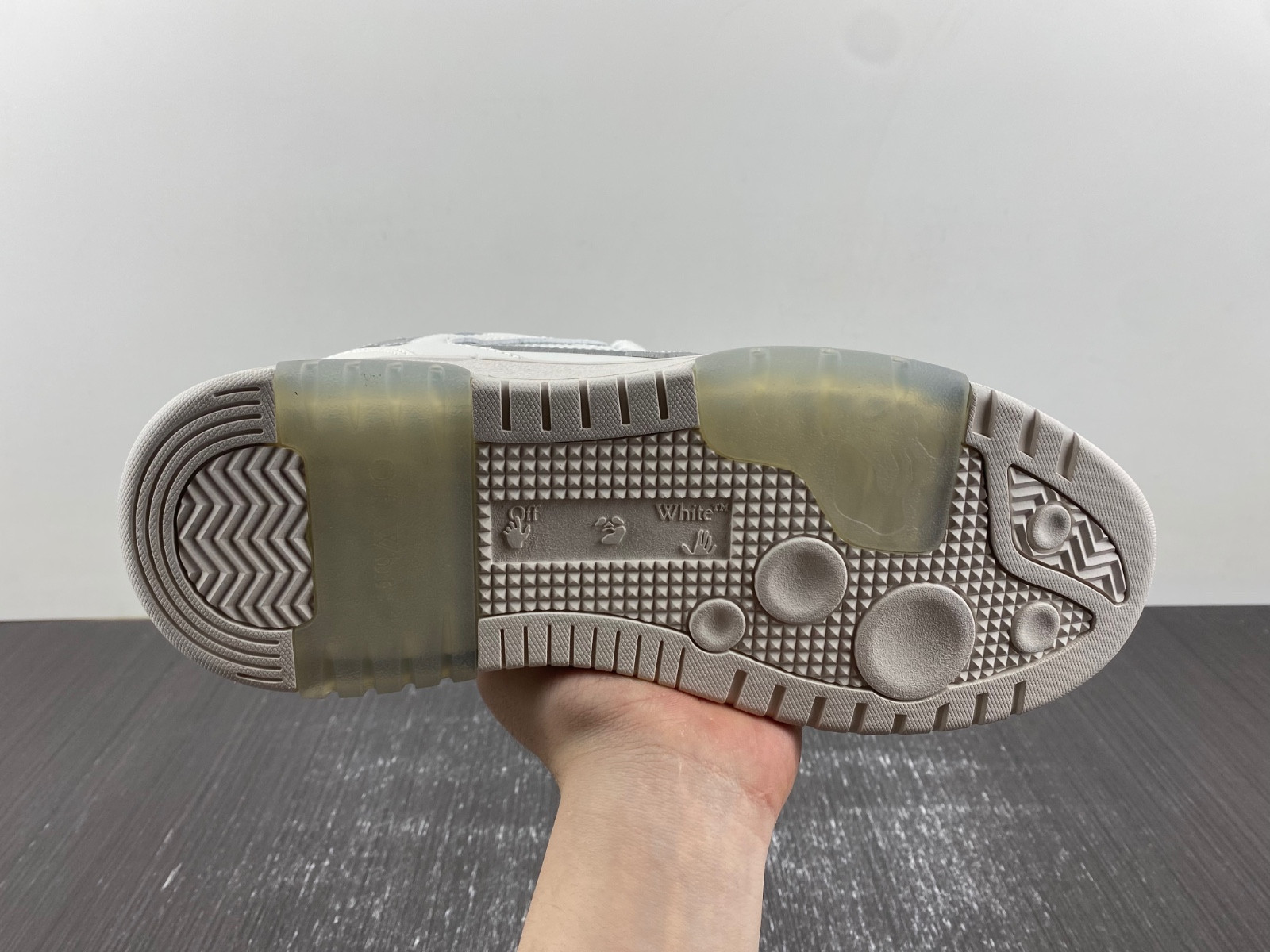 Off White GYM Sneaker