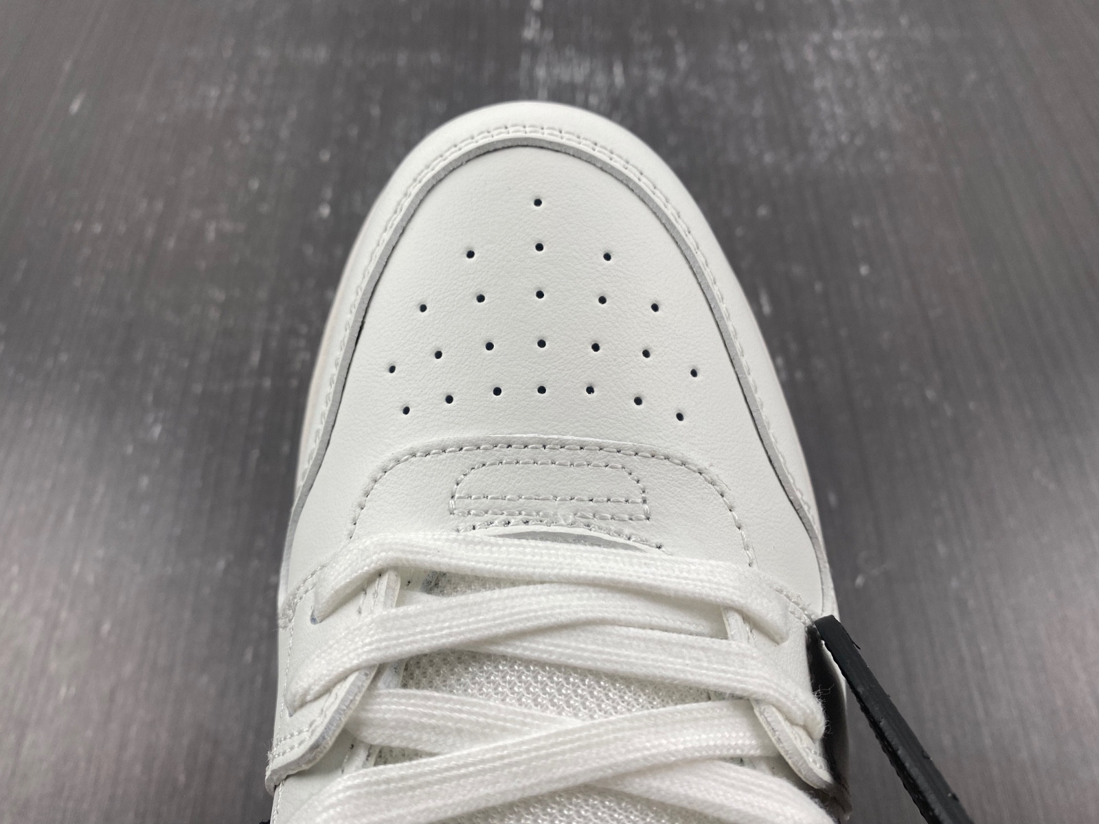 Off White GYM Sneaker