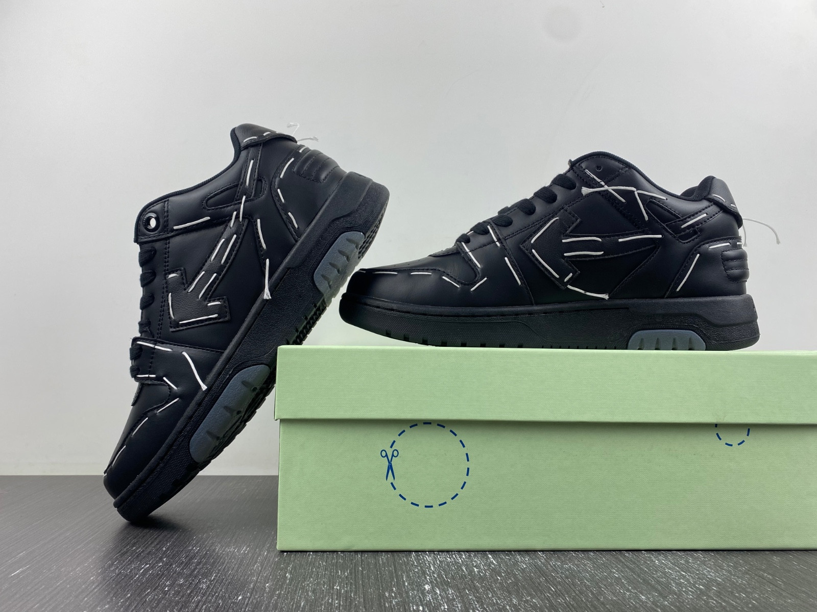 Off White GYM Sneaker