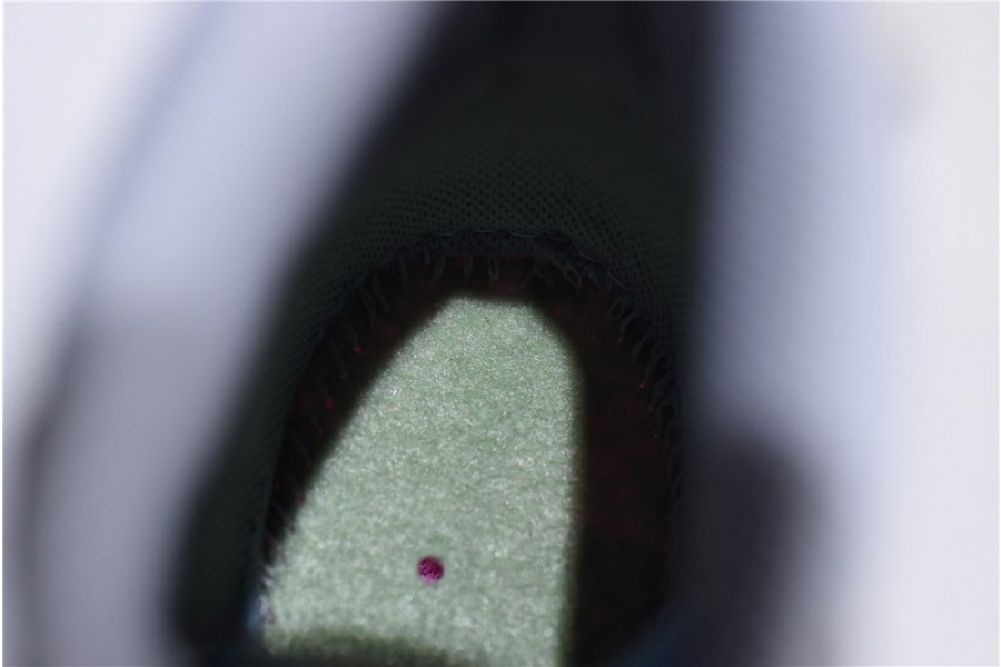 OF x Nike Blazer Mid “Queen” AA3832-002