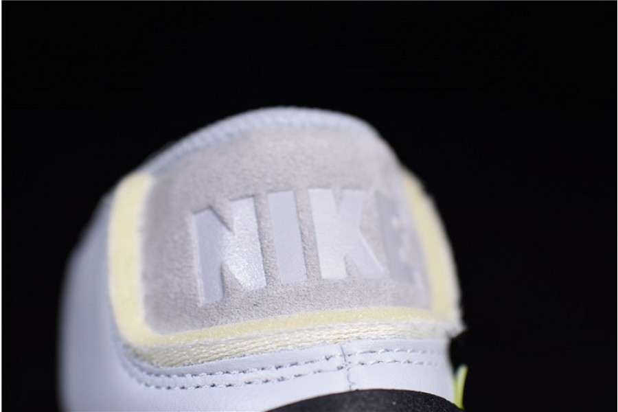 OF x Nike Blazer Mid “Queen” AA3832-002