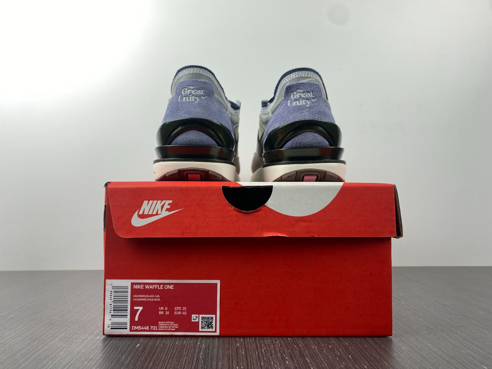 Nike Waffle One “The Great Unity” DM5446-701