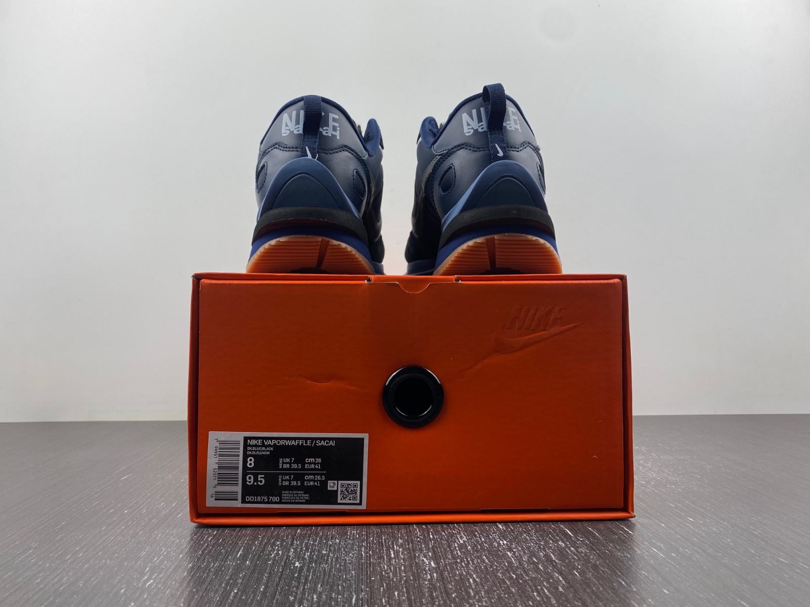 Sacai x Nike DD1875-700