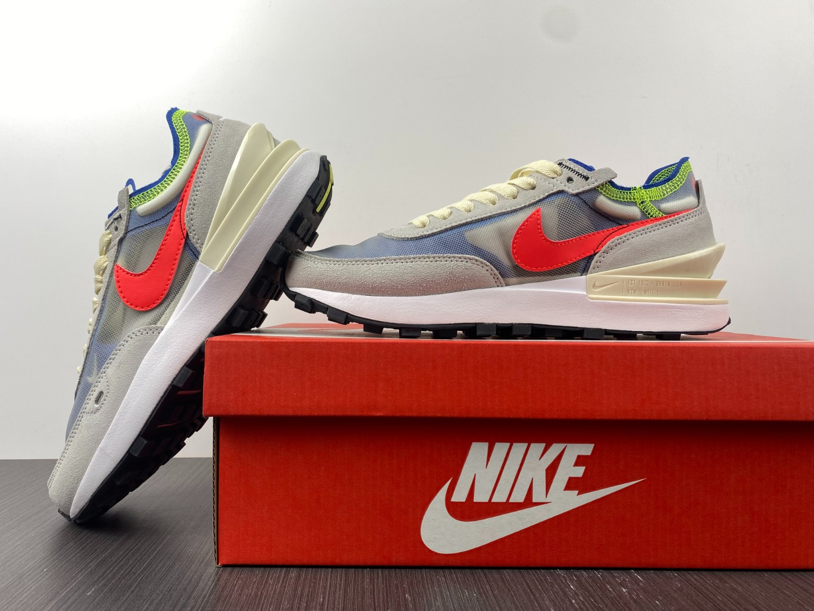 Nike Waffle One DA7995-101