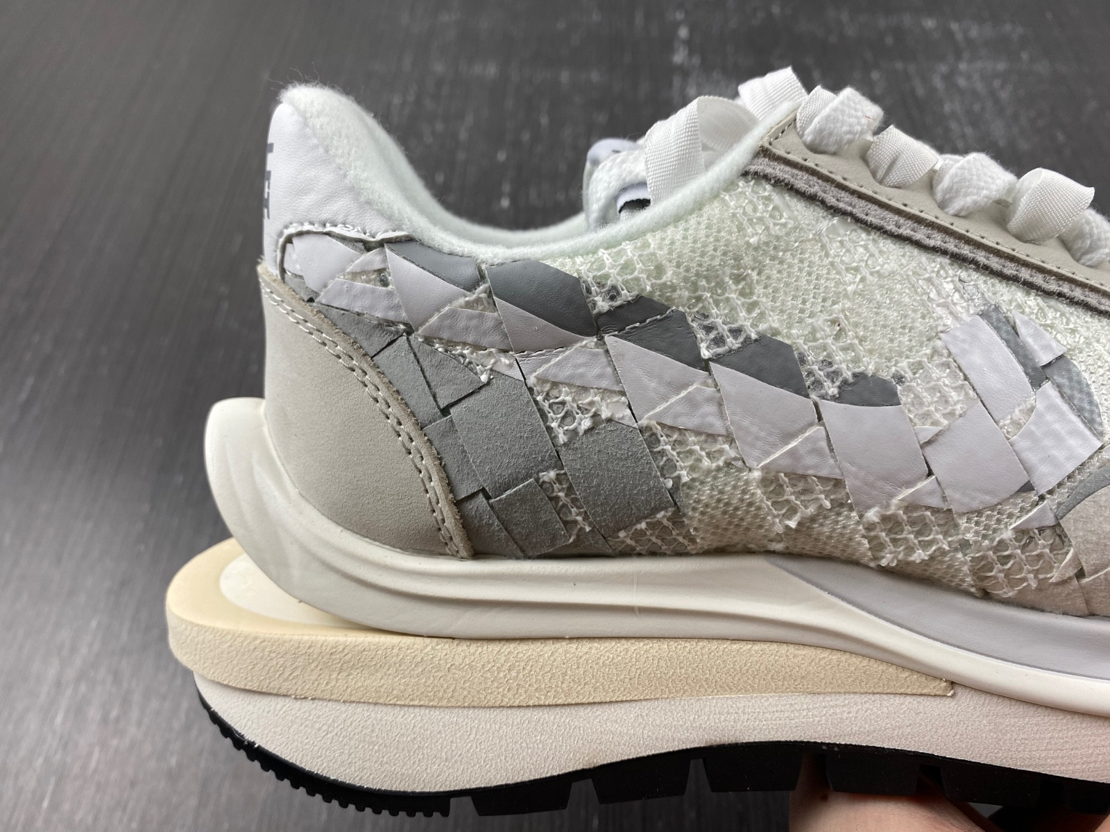 sacai x Nike Waffle Woven Green Gusto DR5209-100