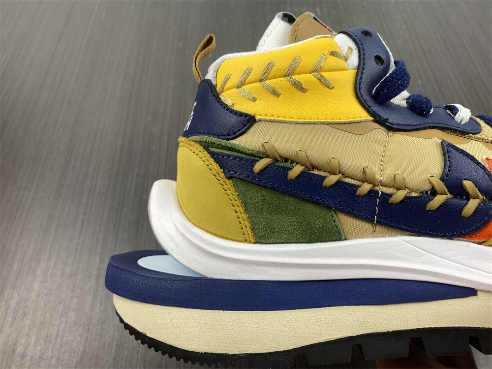 Nike Vaporwaffle sacai Jean Paul Gaultier Sesame Blue  DH9186-200