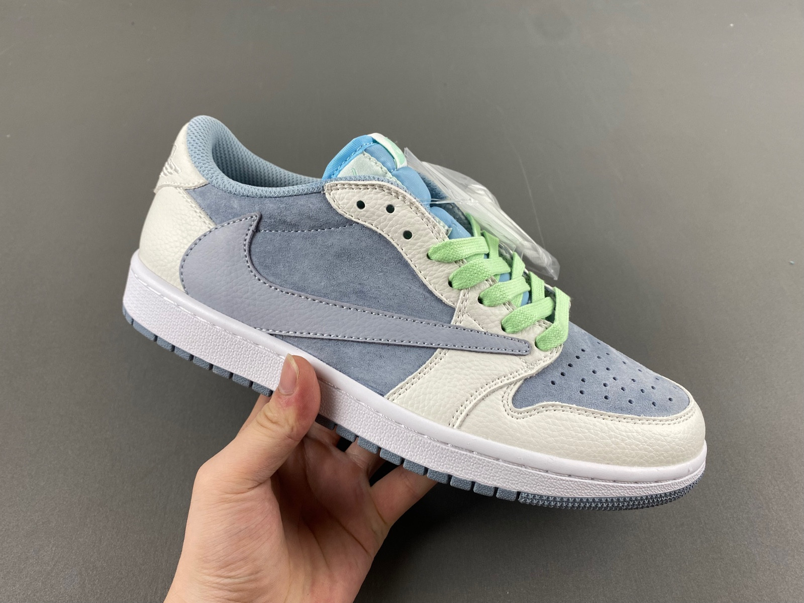 Travis Scott x Air Jordan 1 Low DM7866-888