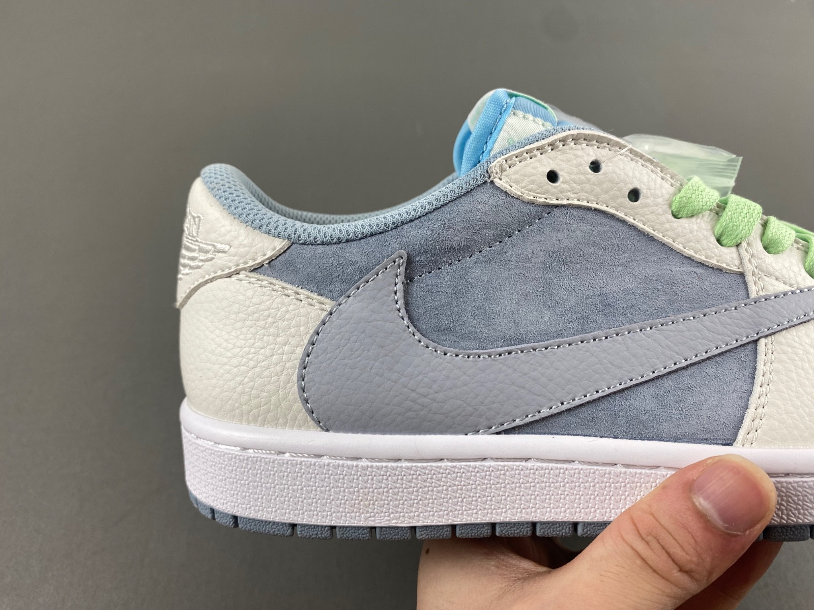 Travis Scott x Air Jordan 1 Low DM7866-888