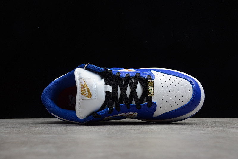 Supreme x Nike SB Dunk Low “Stars” DH3228-100