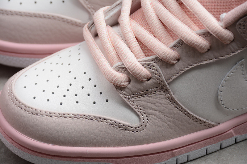 Nike SB Dunk Low Pink Pigeon BV1310-012